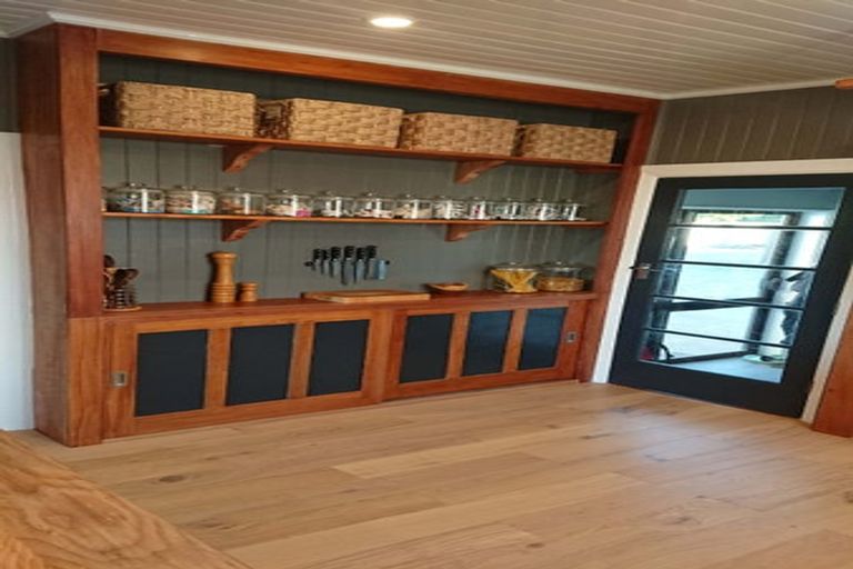 Photo of property in 24 Nixon Street, Tinwald, Ashburton, 7700