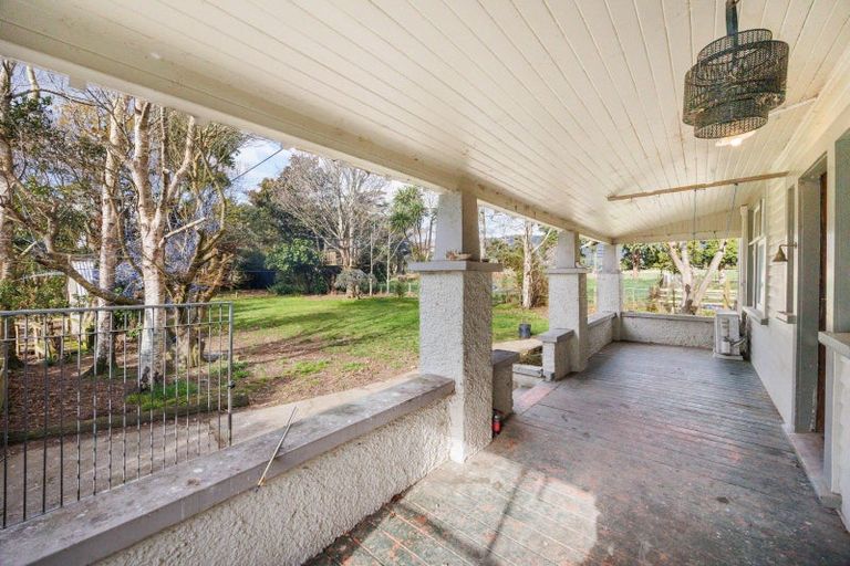 Photo of property in 42 Mangahao Road, Shannon, Palmerston North, 4474