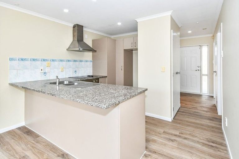 Photo of property in 1/36a Kenderdine Road, Papatoetoe, Auckland, 2025