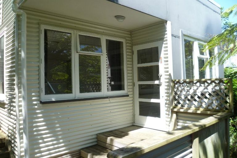 Photo of property in 4 Springfield Terrace, Kelburn, Wellington, 6012