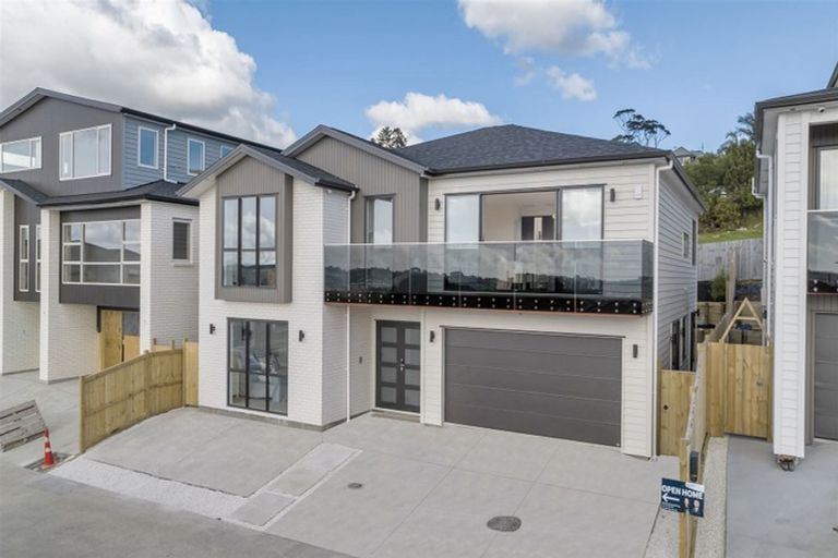 Photo of property in 3 Rakiraki Place, Flat Bush, Auckland, 2019