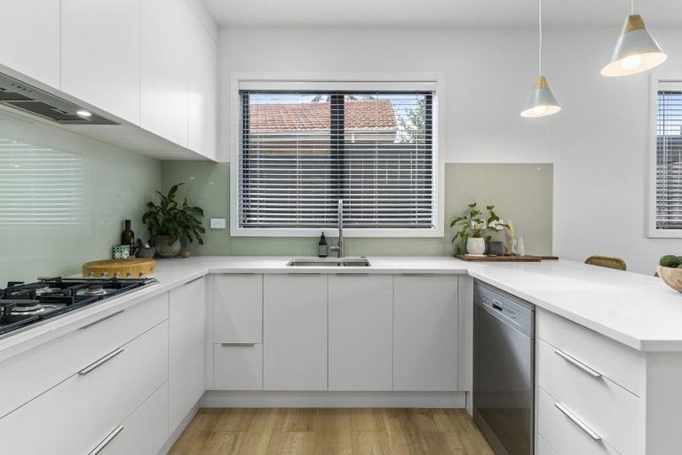 Photo of property in 29a Patons Road, Howick, Auckland, 2014