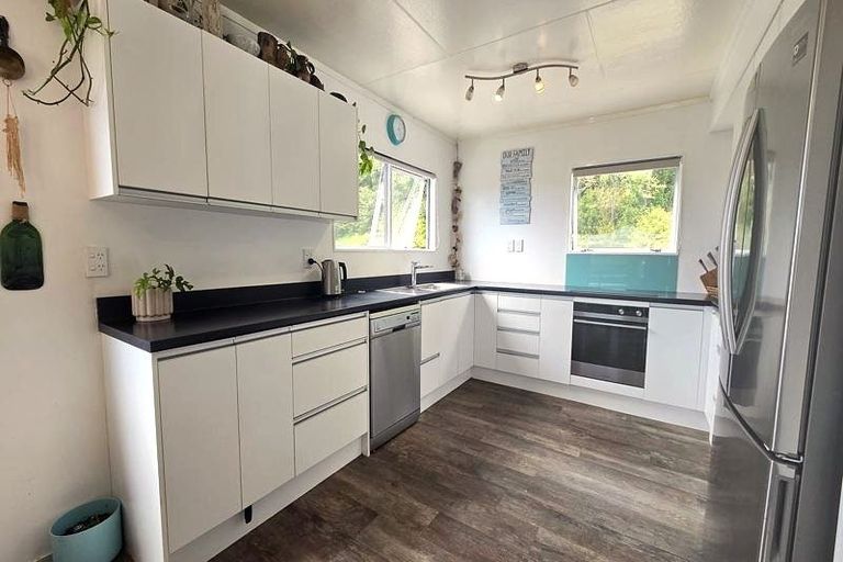 Photo of property in 300a Ngati Maru Sh25 Highway, Thames, 3578