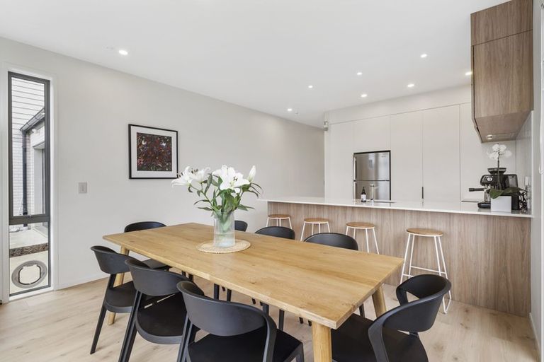 Photo of property in 5 Horomia Road, Karaka, Papakura, 2113