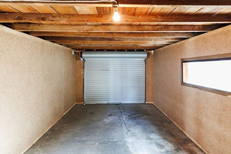 Photo of property in 6 Cremorne Avenue, Hokowhitu, Palmerston North, 4410