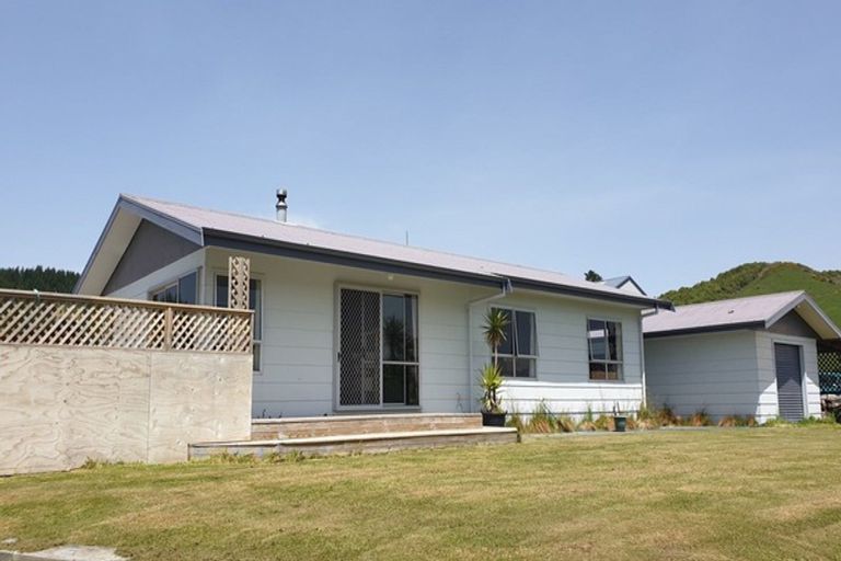 Photo of property in 22 Valley View Lane, Oruanui, Taupo, 3384