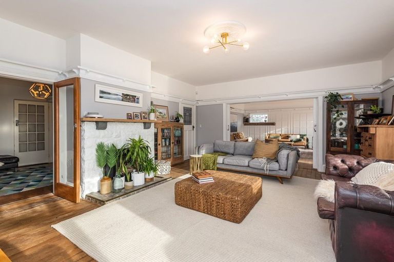 Photo of property in 10 Paparoa Street, Papanui, Christchurch, 8053