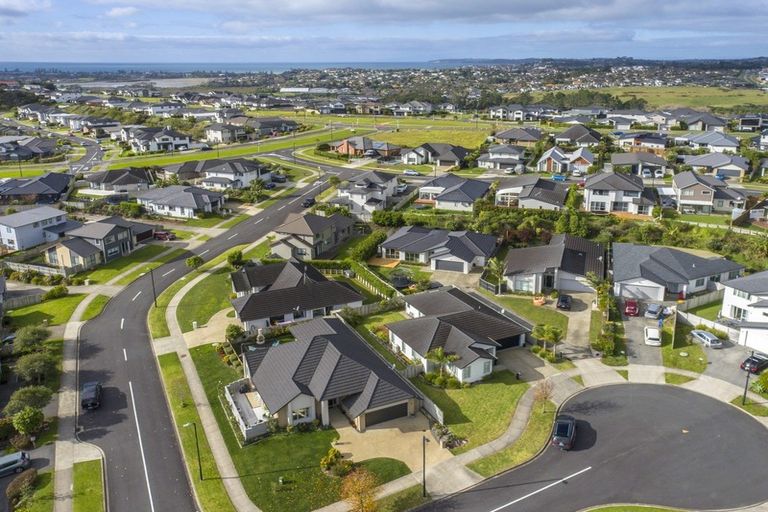 Photo of property in 5 Sibling Court, Silverdale, 0932