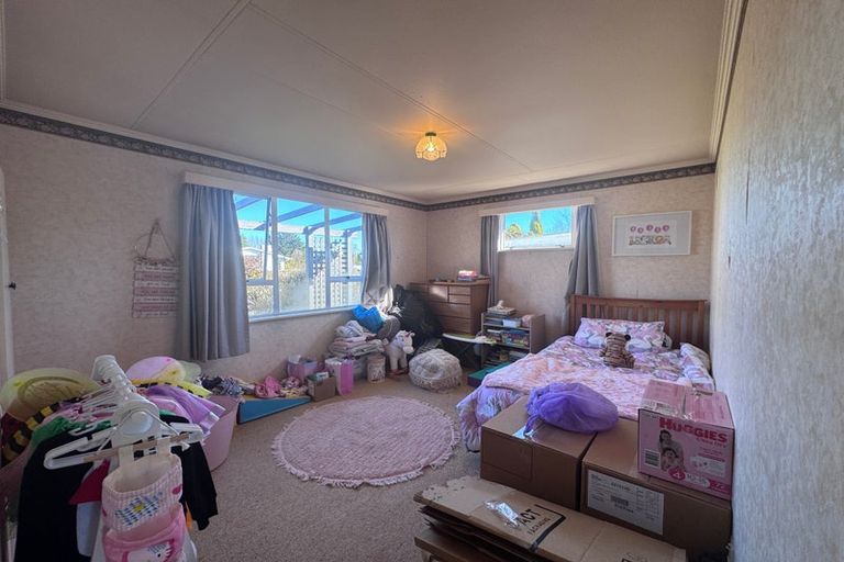 Photo of property in 16 Fairview Avenue, Feilding, 4702