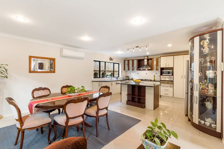 Photo of property in 1a Simmental Crescent, Somerville, Auckland, 2014