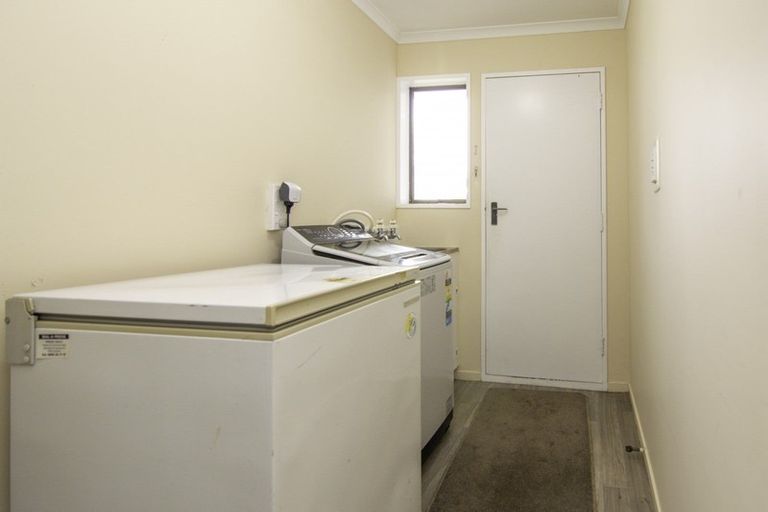 Photo of property in 1 Dove Place, Westbrook, Palmerston North, 4412