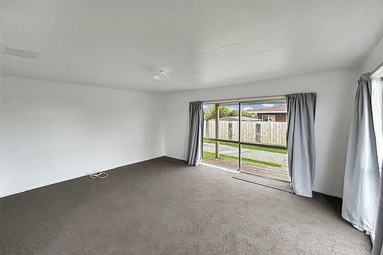 Photo of property in 3a Colonial Place, Kelvin Grove, Palmerston North, 4414
