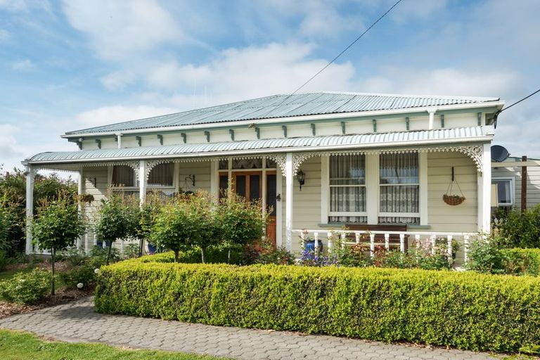 Photo of property in 1 Wright Street, Geraldine, 7930