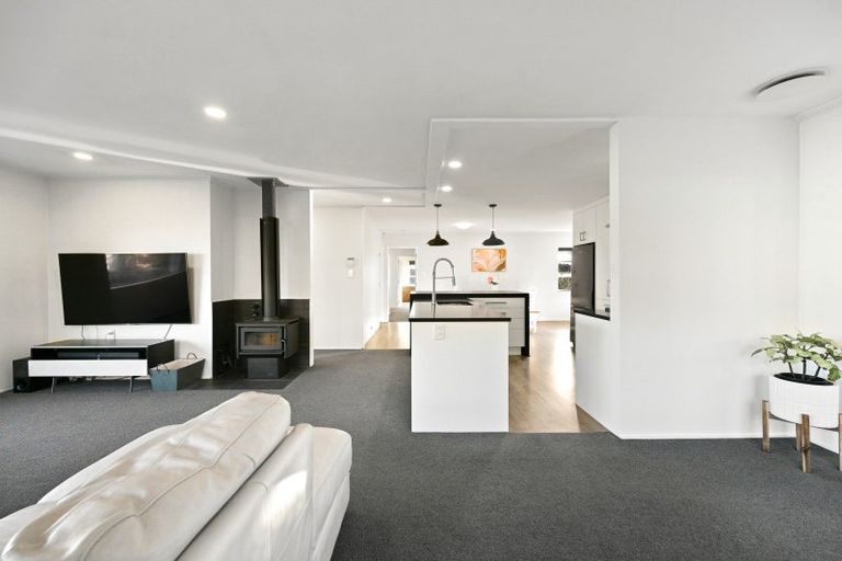 Photo of property in 10 Sheriff Place, Riverlea, Hamilton, 3216