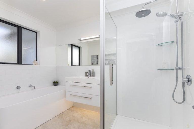 Photo of property in 16 Fishermans Rest, Waimairi Beach, Christchurch, 8083