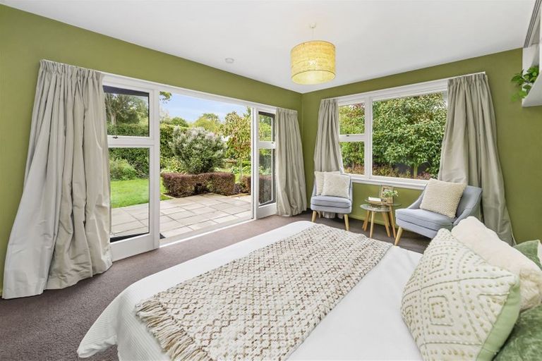 Photo of property in 17 Braithwaite Street, Ilam, Christchurch, 8041