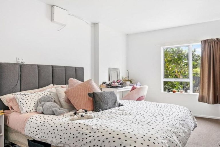 Photo of property in 69 Parkstone Avenue, Ilam, Christchurch, 8041