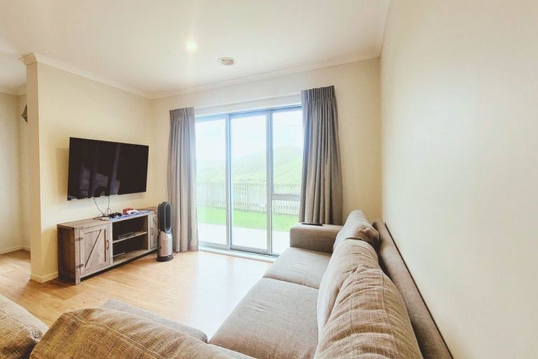 Photo of property in 63 Atherton Terrace, Churton Park, Wellington, 6037