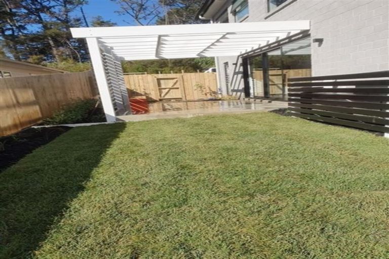 Photo of property in 65 Wainui Road, Silverdale, 0932