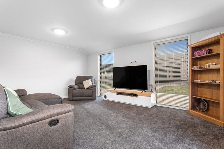 Photo of property in 35 Shaw Road, Coastlands, Whakatane, 3120