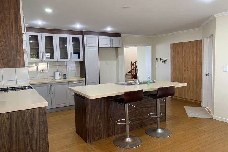 Photo of property in 3 Coventry Way, Long Bay, Auckland, 0630
