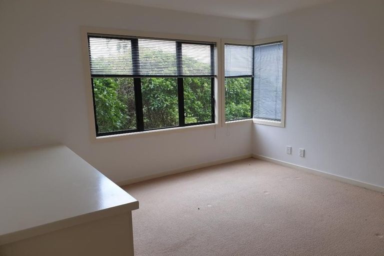 Photo of property in 7 Imran Terrace, Khandallah, Wellington, 6035