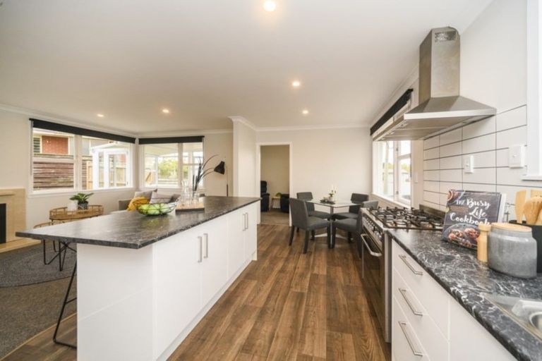 Photo of property in 18 Mcclure Street, Feilding, 4702