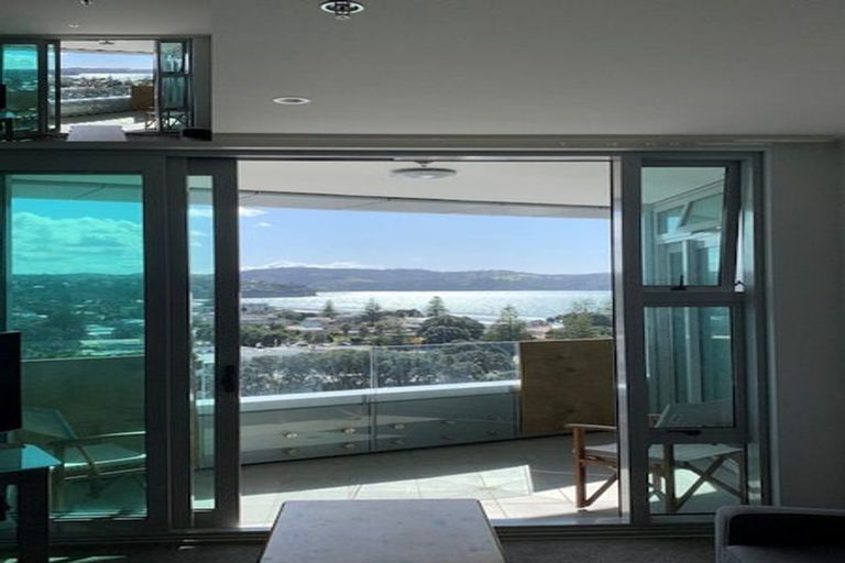 Photo of property in 1105/11 Tamariki Avenue, Kelston, Auckland, 0602