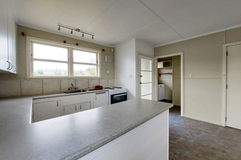 Photo of property in 18 Yvonne Street, Melville, Hamilton, 3206