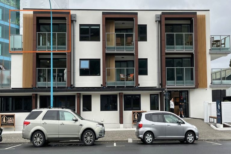 Photo of property in 301/6 Adams Avenue, Mount Maunganui, 3116