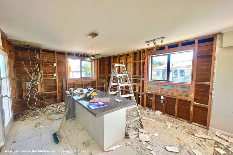 Photo of property in 12 Parker Crescent, Otara, Auckland, 2023