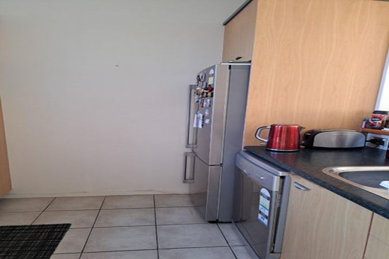 Photo of property in 53/2 Armoy Drive, East Tamaki, Auckland, 2016