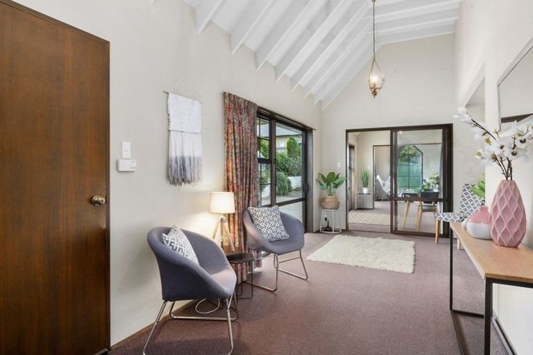 Photo of property in 220 South Road, Caversham, Dunedin, 9012