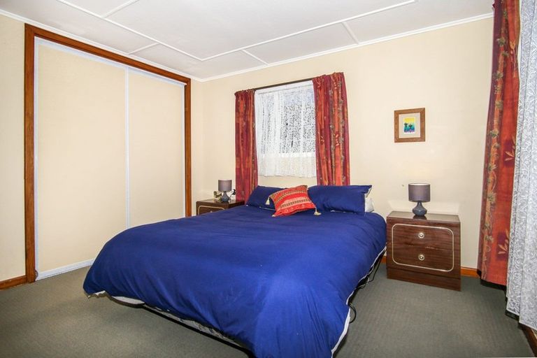 Photo of property in 1 Webb Street, Westport, 7825