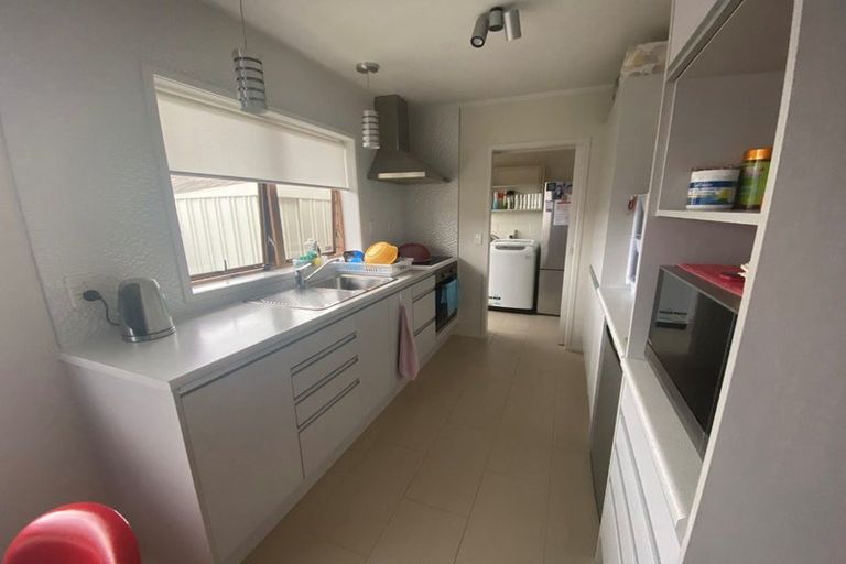 Photo of property in 2/49 Overton Road, Papatoetoe, Auckland, 2025