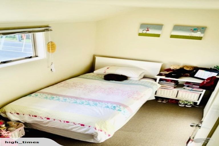 Photo of property in 2/49 Henderson Valley, Henderson, Auckland, 0612