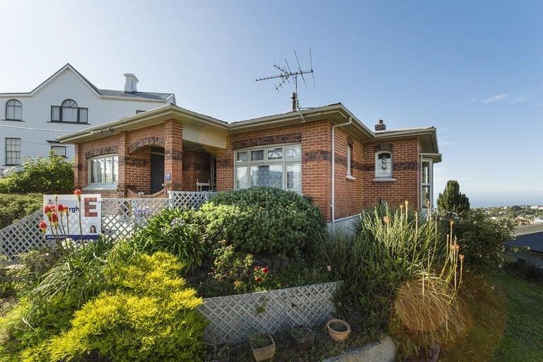 Photo of property in 27 Lawrence Street, Mornington, Dunedin, 9011