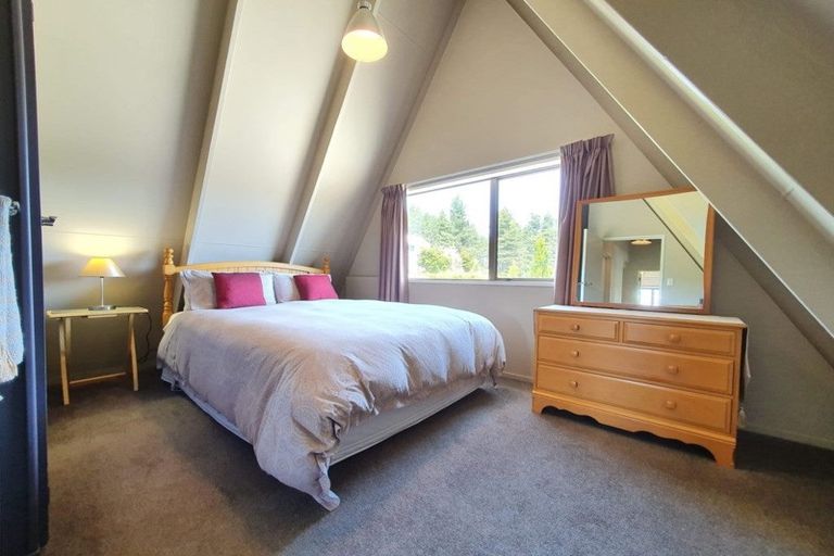 Photo of property in 18 Murray Place, Lake Tekapo, 7999