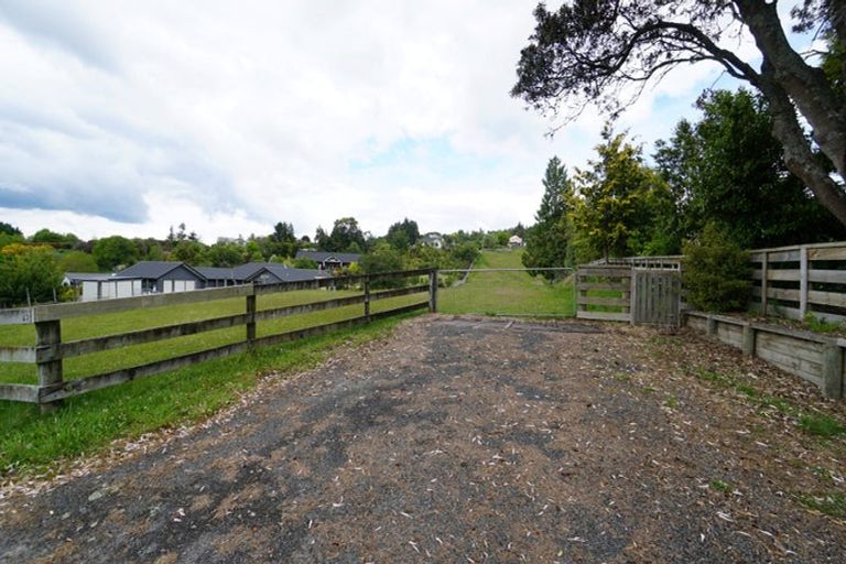 Photo of property in 1/235 Mapara Road, Acacia Bay, Taupo, 3385