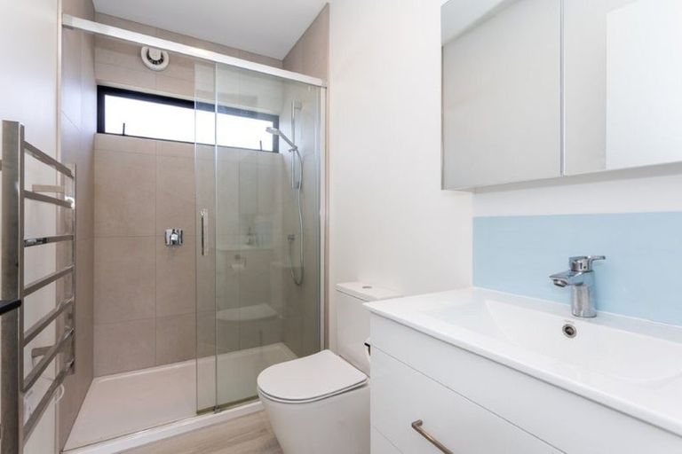 Photo of property in 21b Forest Glen, Orewa, 0931