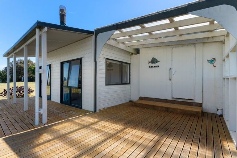 Photo of property in 212 Flat Point Road, Flat Point, Masterton, 5883