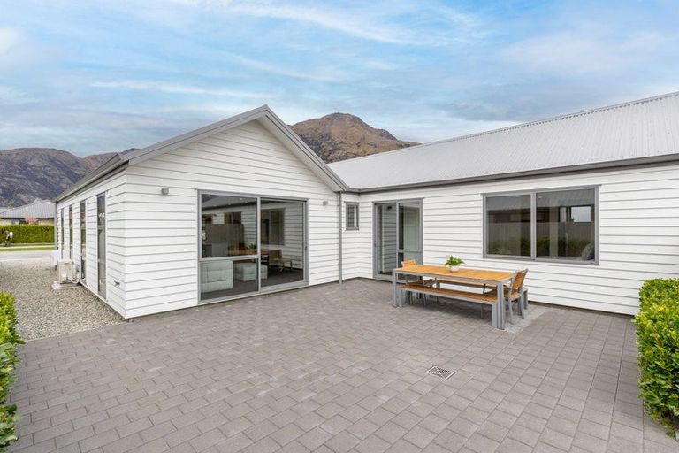 Photo of property in 37 Jones Avenue, Lower Shotover, Queenstown, 9304