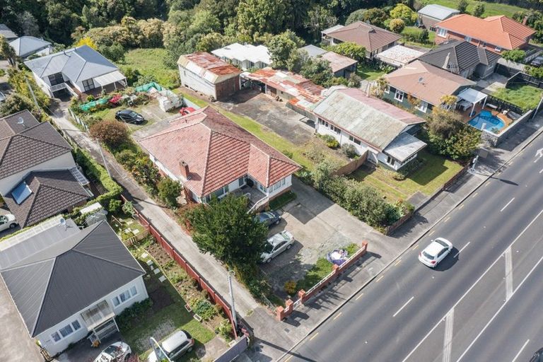 Photo of property in 1608 Great North Road, Waterview, Auckland, 1026