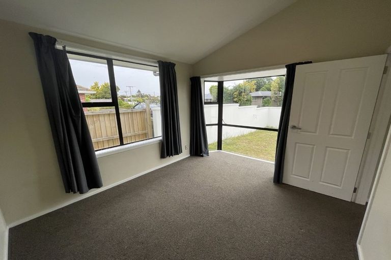 Photo of property in 7 Gladson Avenue, Sockburn, Christchurch, 8042