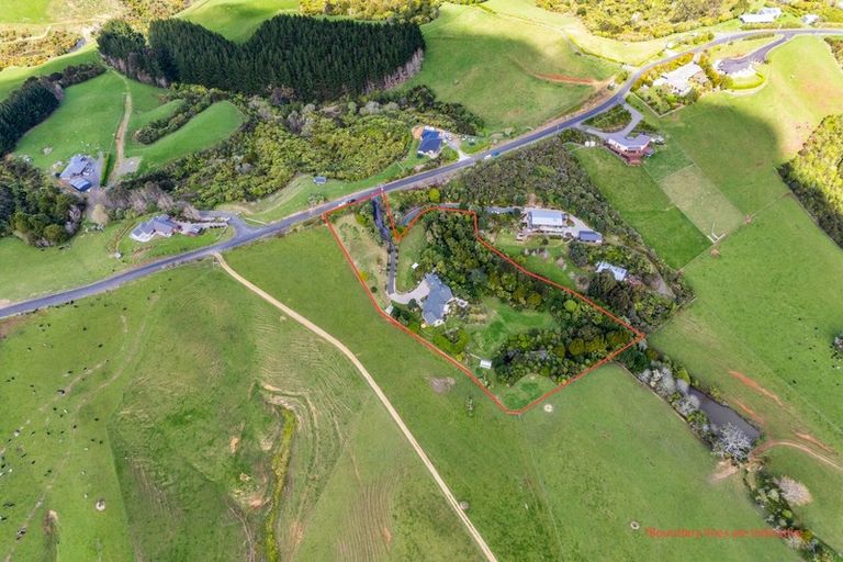 Photo of property in 45a Medhurst Road, Bombay, 2675