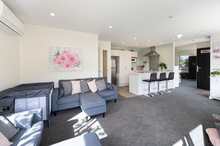 Photo of property in 16 Oxfordshire Avenue, Lower Shotover, Queenstown, 9304