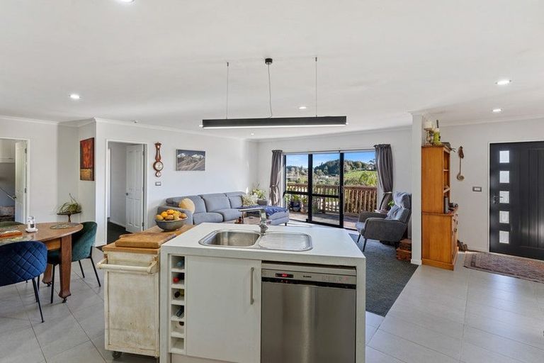 Photo of property in 29a Eastern Rise, Manakau, Levin, 5573