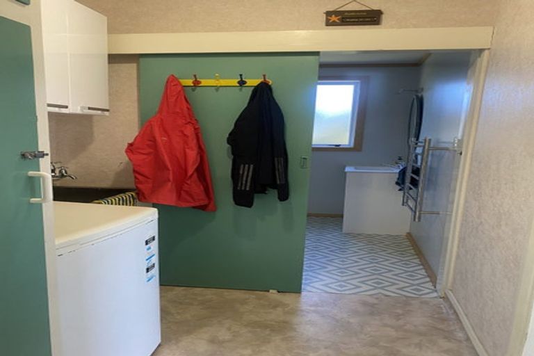 Photo of property in 42 Rua Avenue, Waitarere Beach, Levin, 5510