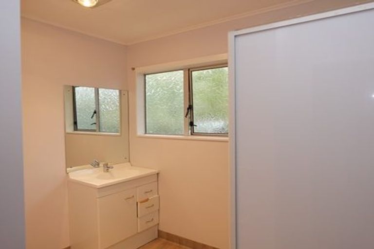 Photo of property in 110 Arawhata Road, Paraparaumu, 5032