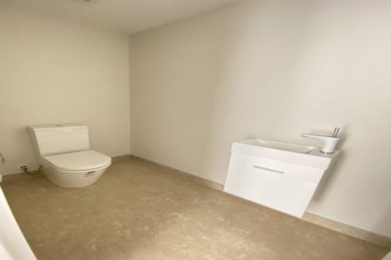 Photo of property in 43 Remuremu Street, Long Bay, Auckland, 0630